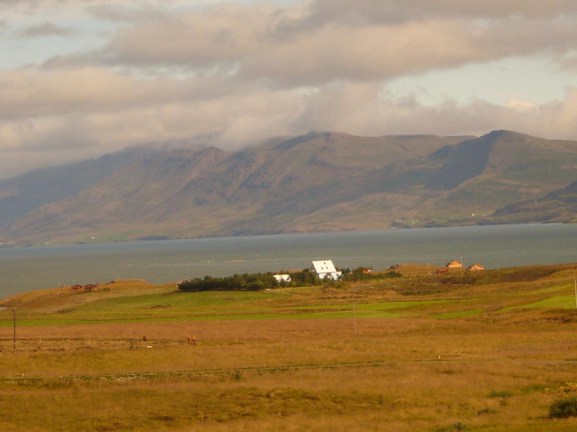 Guesthouse Petursborg Akureyri Exteriér fotografie